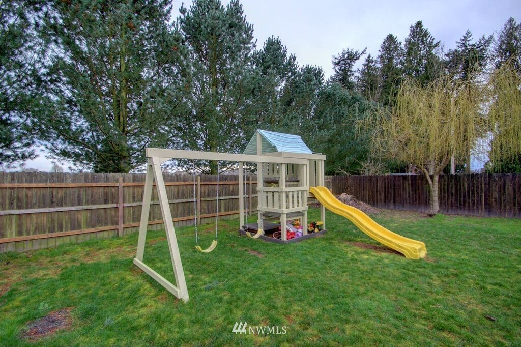 1208 East Gilkey Road Burlington, WA 98233 - Photo 23 of 25 Gallery Image 23