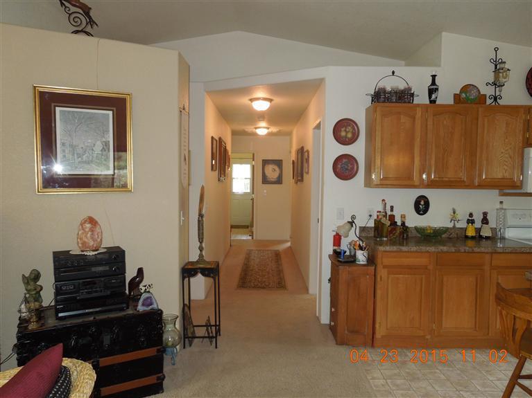 810 South Old Stage Road Cave Junction, OR 97523 - Photo 19 of 28 Extra wide hallway
