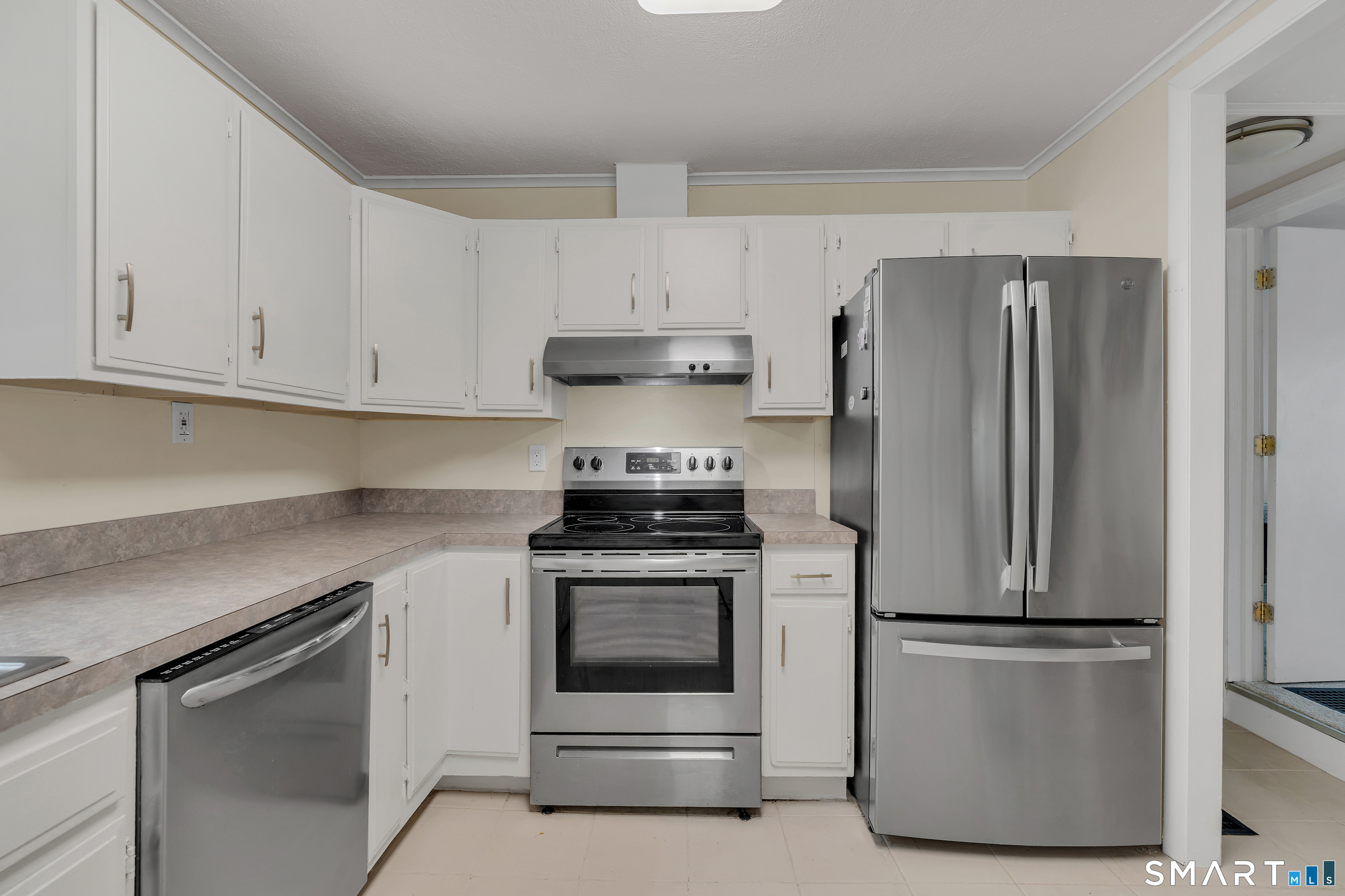 4 Grove Road Portland, CT 06480 - Photo 7 of 20