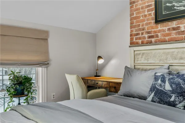 $595,000 | 20 Berkeley Avenue, Unit 5, Newport, RI 02840