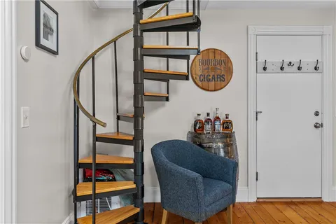 $595,000 | 20 Berkeley Avenue, Unit 5, Newport, RI 02840