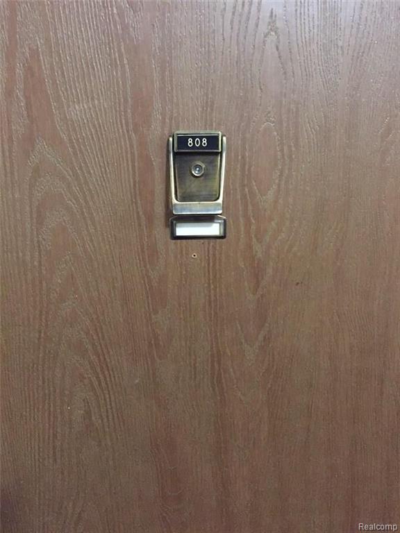 29880 West 12 Mile Road, Unit 67/808 Farmington, MI 48334 - Photo 2 of 18