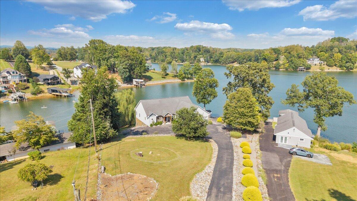 3020 Northridge Road Hardy, VA 24101 - Photo 87 of 118 092-DJI_20260909151806_0159_D