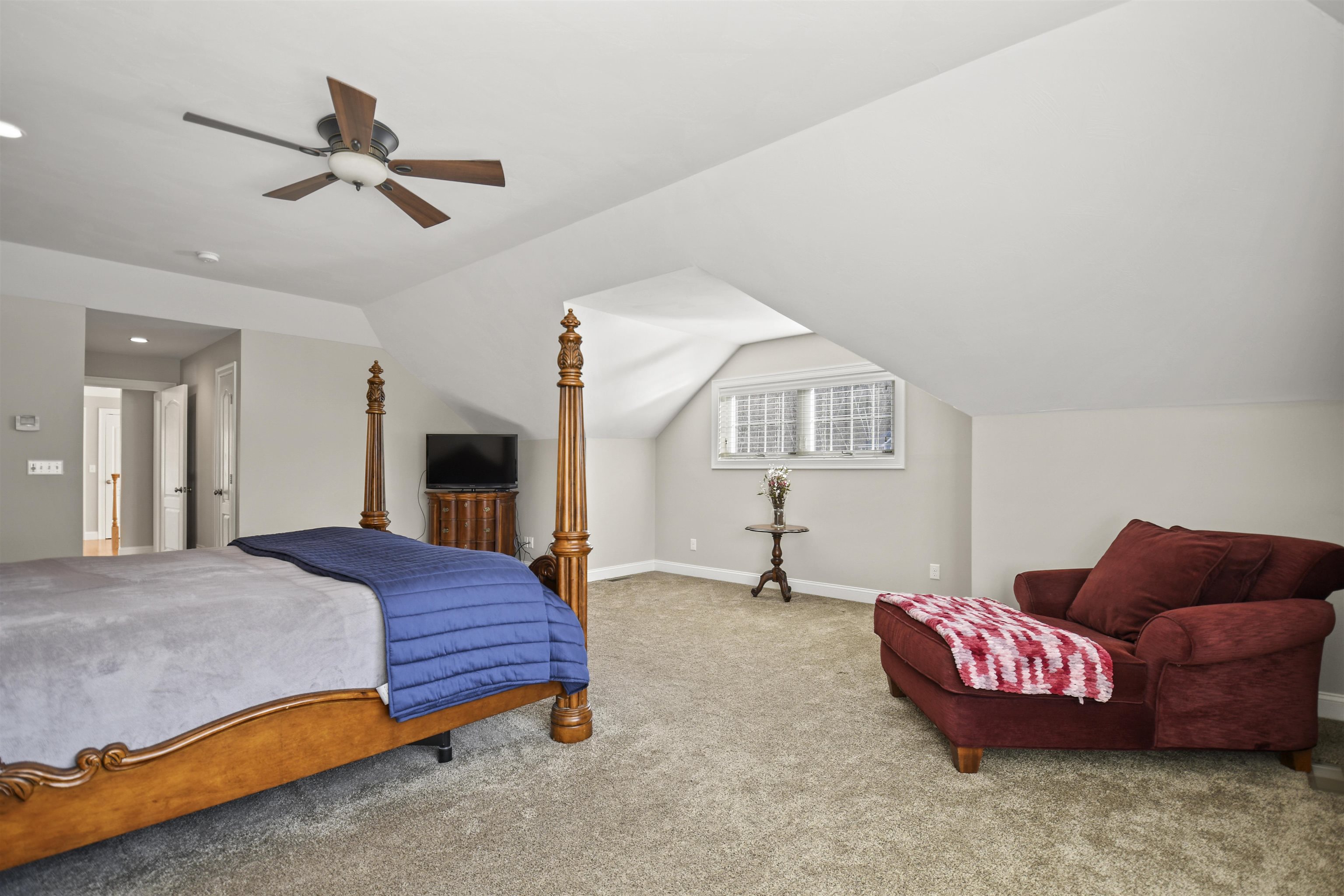 14 Drummer Road Pelham, NH 03076 - Photo 21 of 33