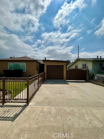 340 West Raymond Street Compton, CA 90220 - Photo 2 of 12