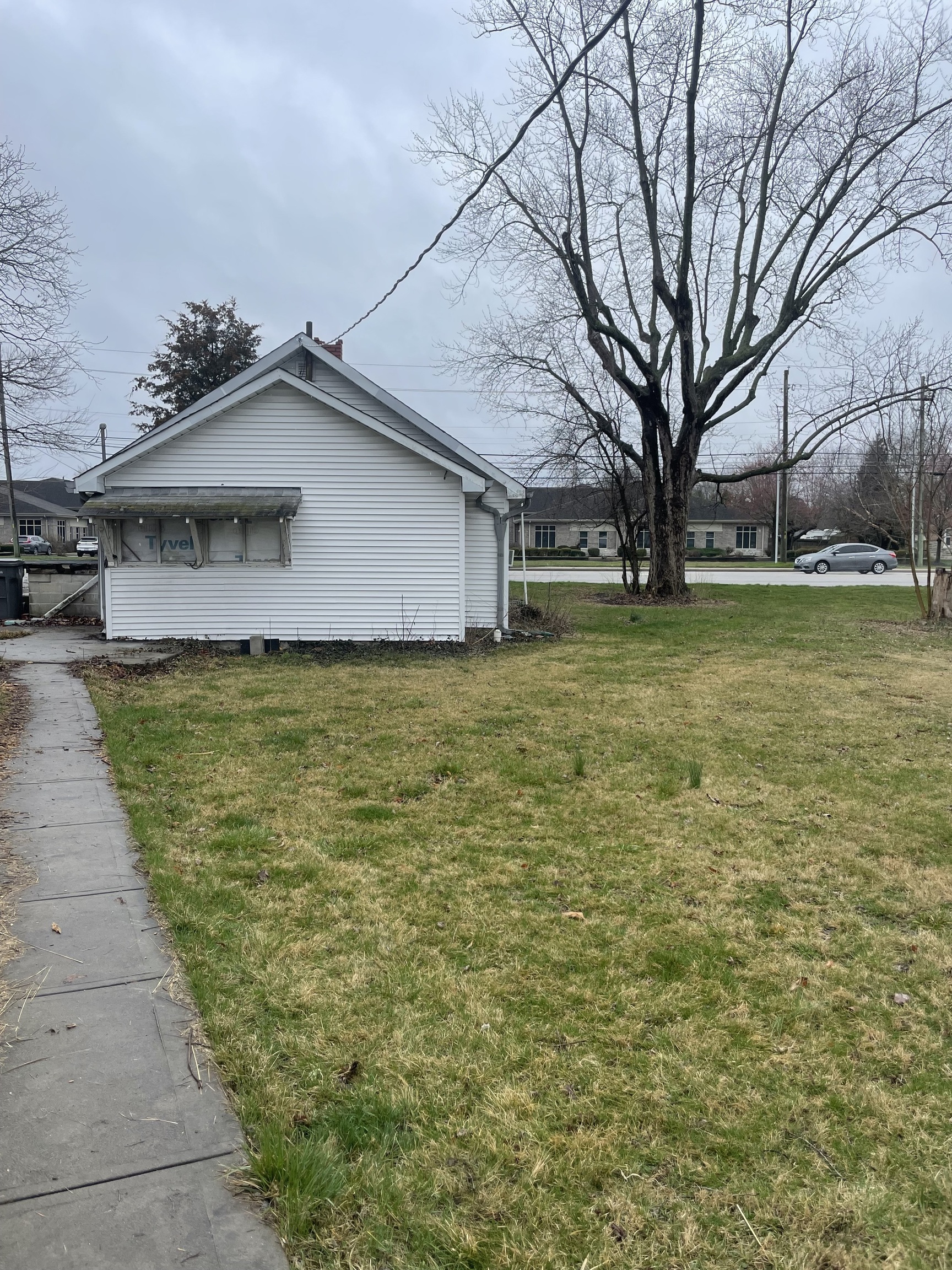 606 East County Line Road Indianapolis, IN 46227 - Photo 14 of 15