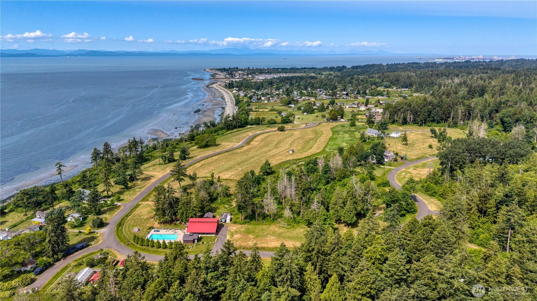 2193 Seabright Loop Point Roberts, WA 98281 - Photo 11 of 14