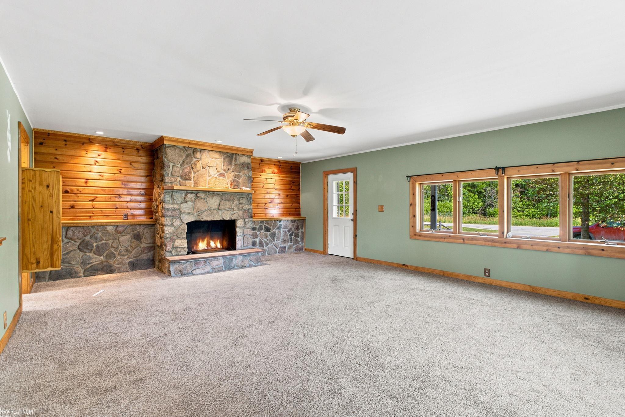 5469 Parker Road Fort Gratiot, MI 48059 - Photo 8 of 32