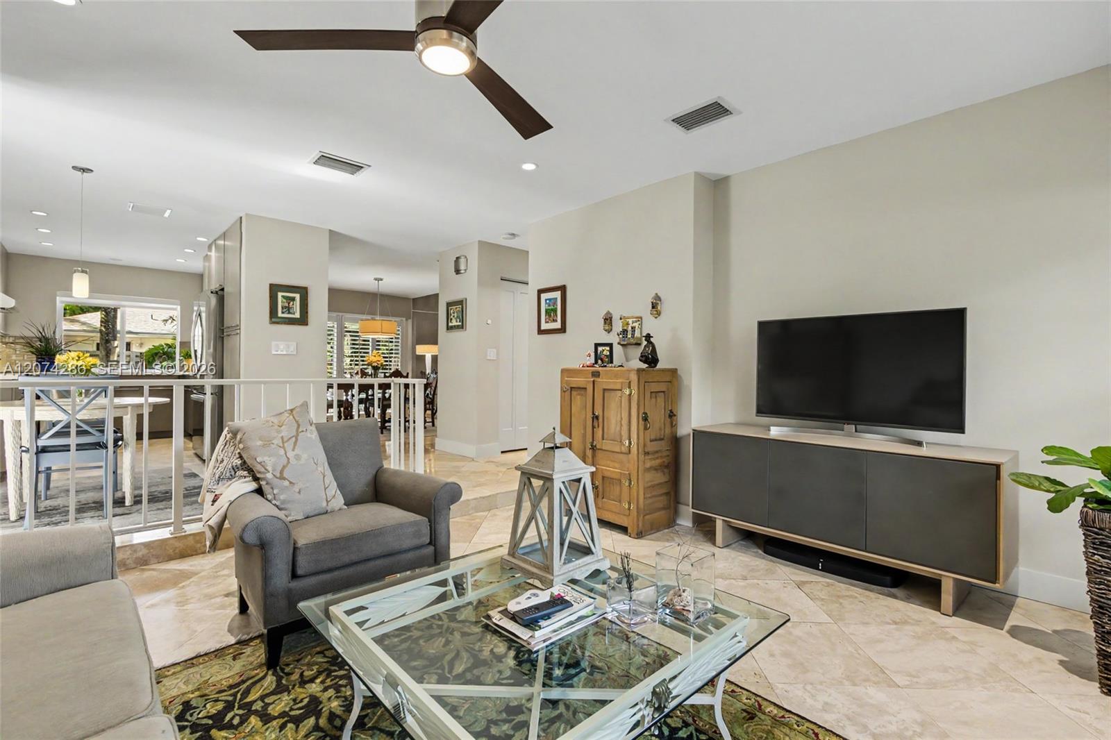 13 Dogwood Road Hollywood, FL 33021 - Photo 13 of 46 Gallery Image 13