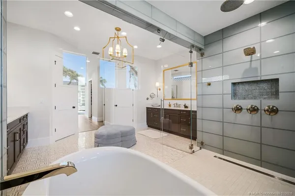 $4,395,000 | 9058 Southeast Star Island Way, Hobe Sound, FL 33455