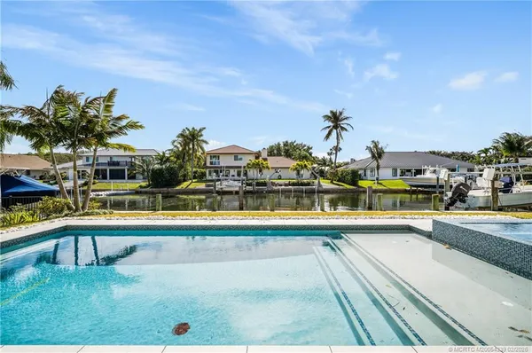 $4,395,000 | 9058 Southeast Star Island Way, Hobe Sound, FL 33455