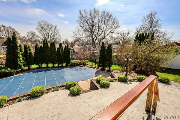 $599,000 | 5511 Old Lake Shore Road, Hamburg, NY 14085