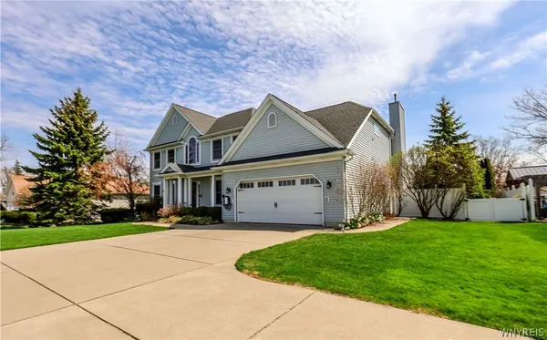 $599,000 | 5511 Old Lake Shore Road, Hamburg, NY 14085
