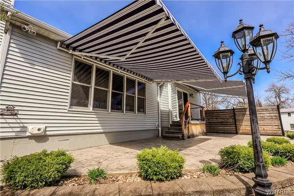 $599,000 | 5511 Old Lake Shore Road, Hamburg, NY 14085