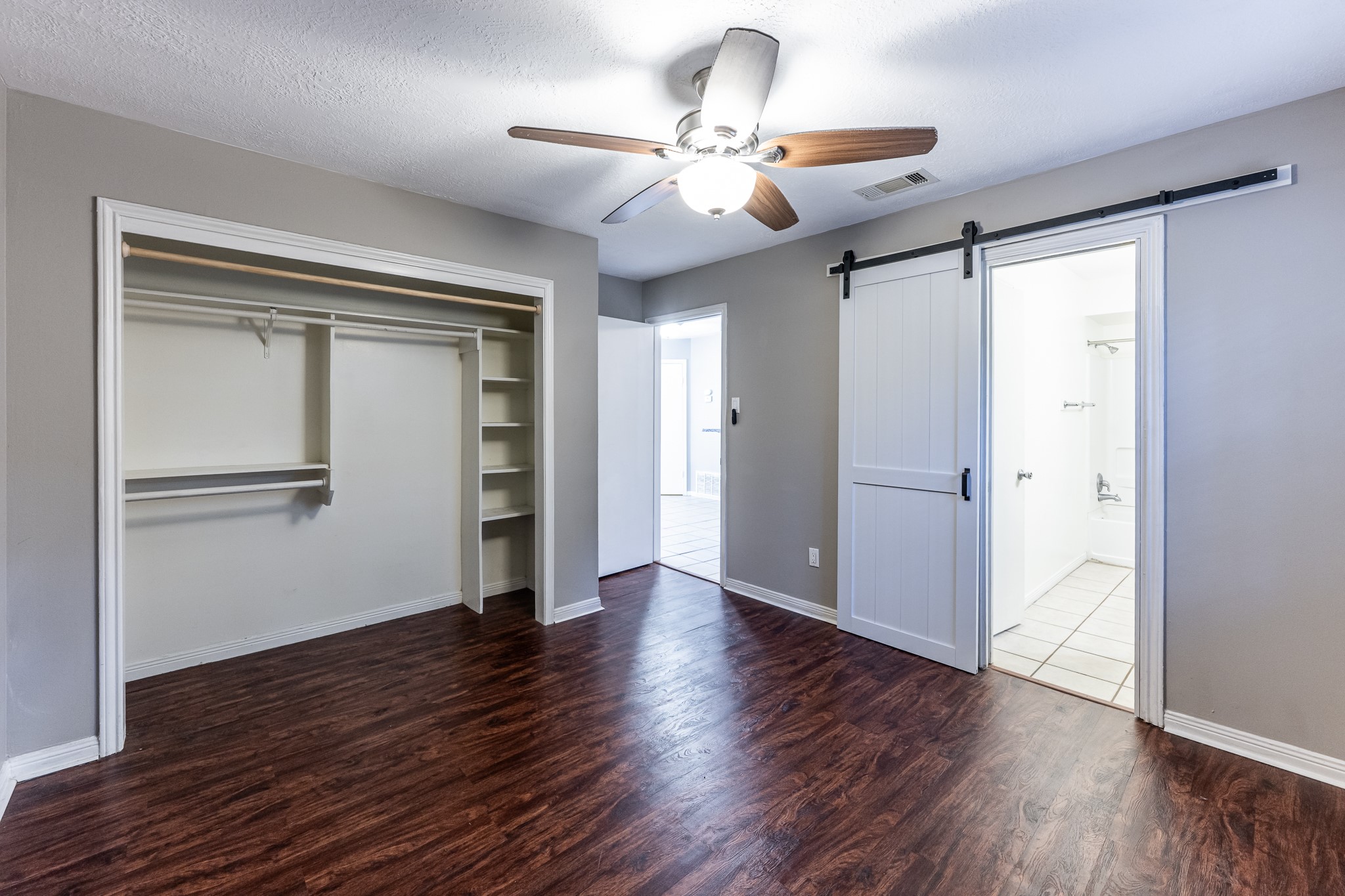 2402 Sycamore Avenue, Unit D2 Huntsville, TX 77340 - Photo 19 of 22