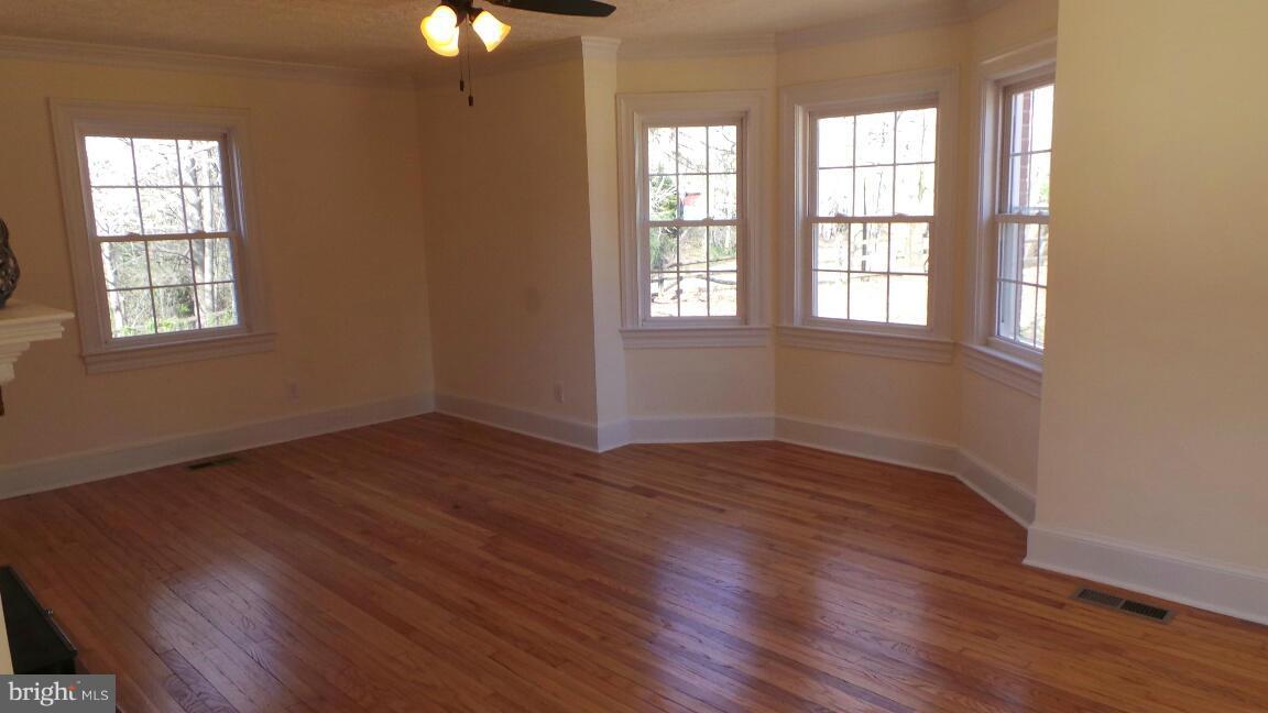 1414 Caledon Road King George, VA 22485 - Photo 12 of 29 Interior (General)