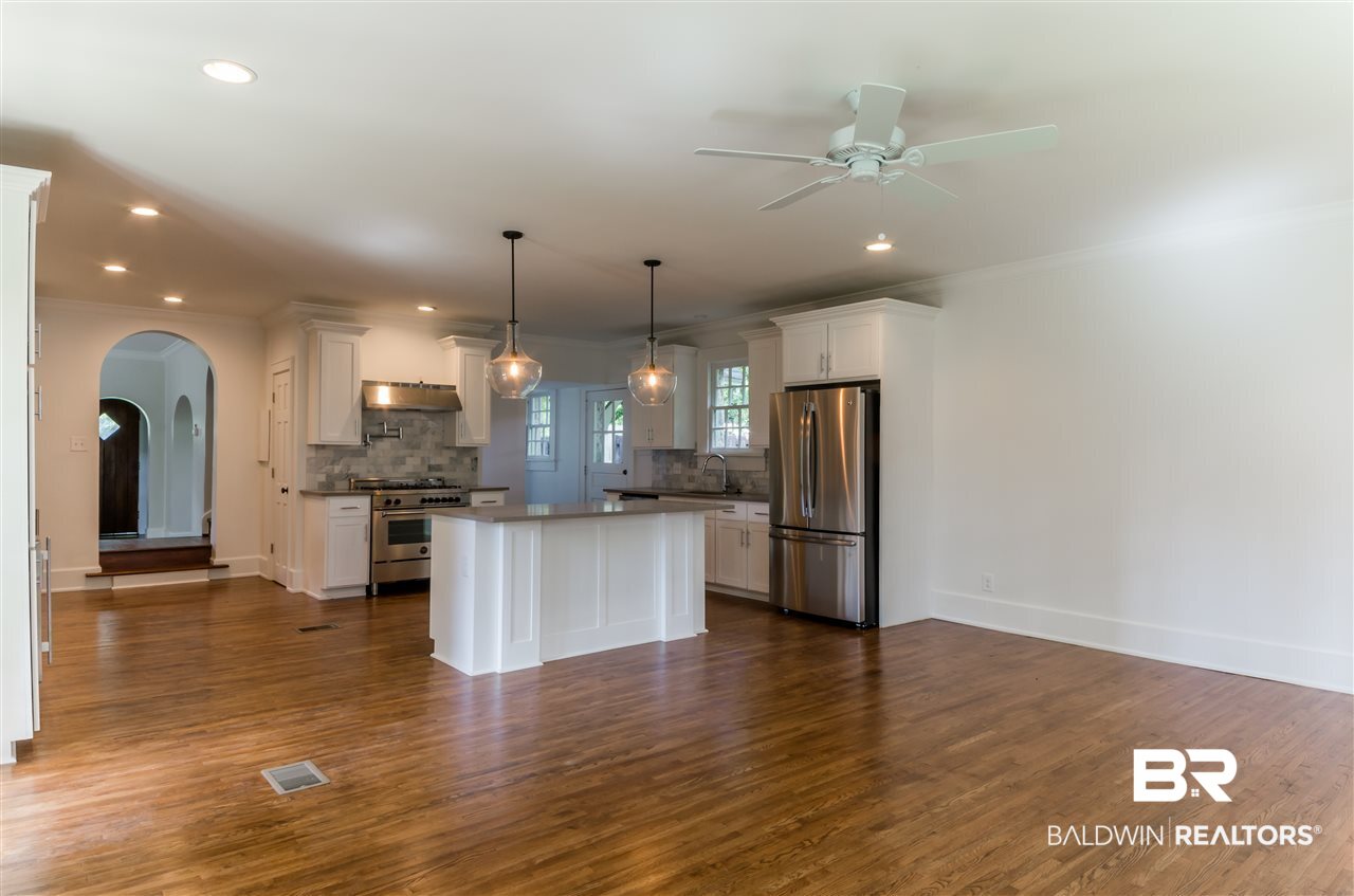 255 McDonald Avenue Mobile, AL 36604 - Photo 13 of 30