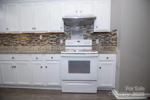 $337,500 | 7407 Heronwood Lane, Charlotte, NC 28227