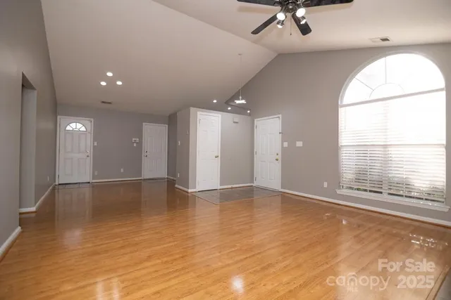 $337,500 | 7407 Heronwood Lane, Charlotte, NC 28227