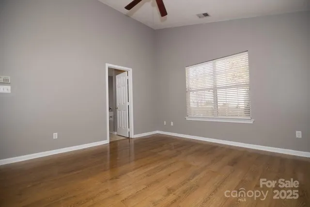 $337,500 | 7407 Heronwood Lane, Charlotte, NC 28227