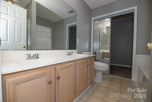 $337,500 | 7407 Heronwood Lane, Charlotte, NC 28227