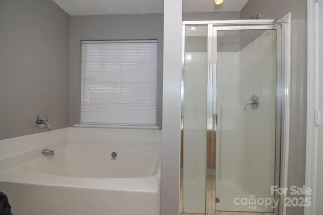 $337,500 | 7407 Heronwood Lane, Charlotte, NC 28227