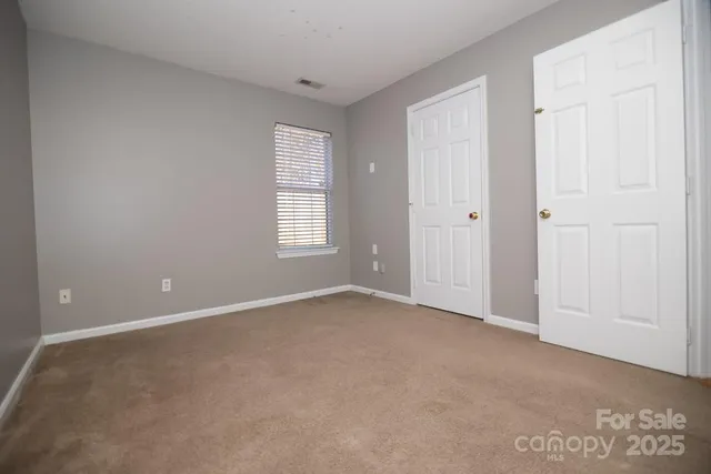 $337,500 | 7407 Heronwood Lane, Charlotte, NC 28227