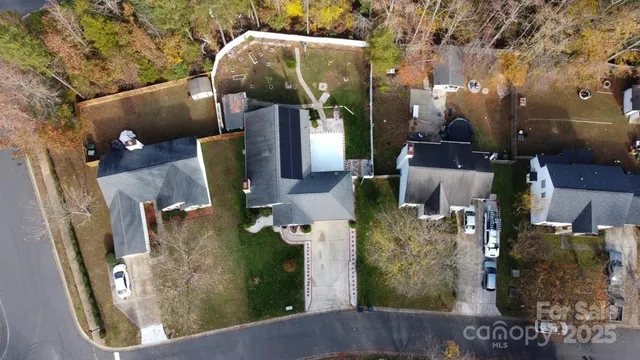 $337,500 | 7407 Heronwood Lane, Charlotte, NC 28227