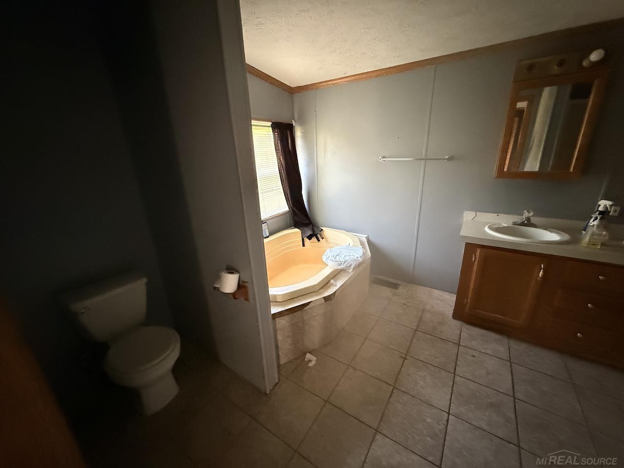 11516 Territorial Road Stockbridge, MI 49285 - Photo 11 of 32 50205782-8bdb9429-71a6-4d4b-801c-62475b95d32e.JPG