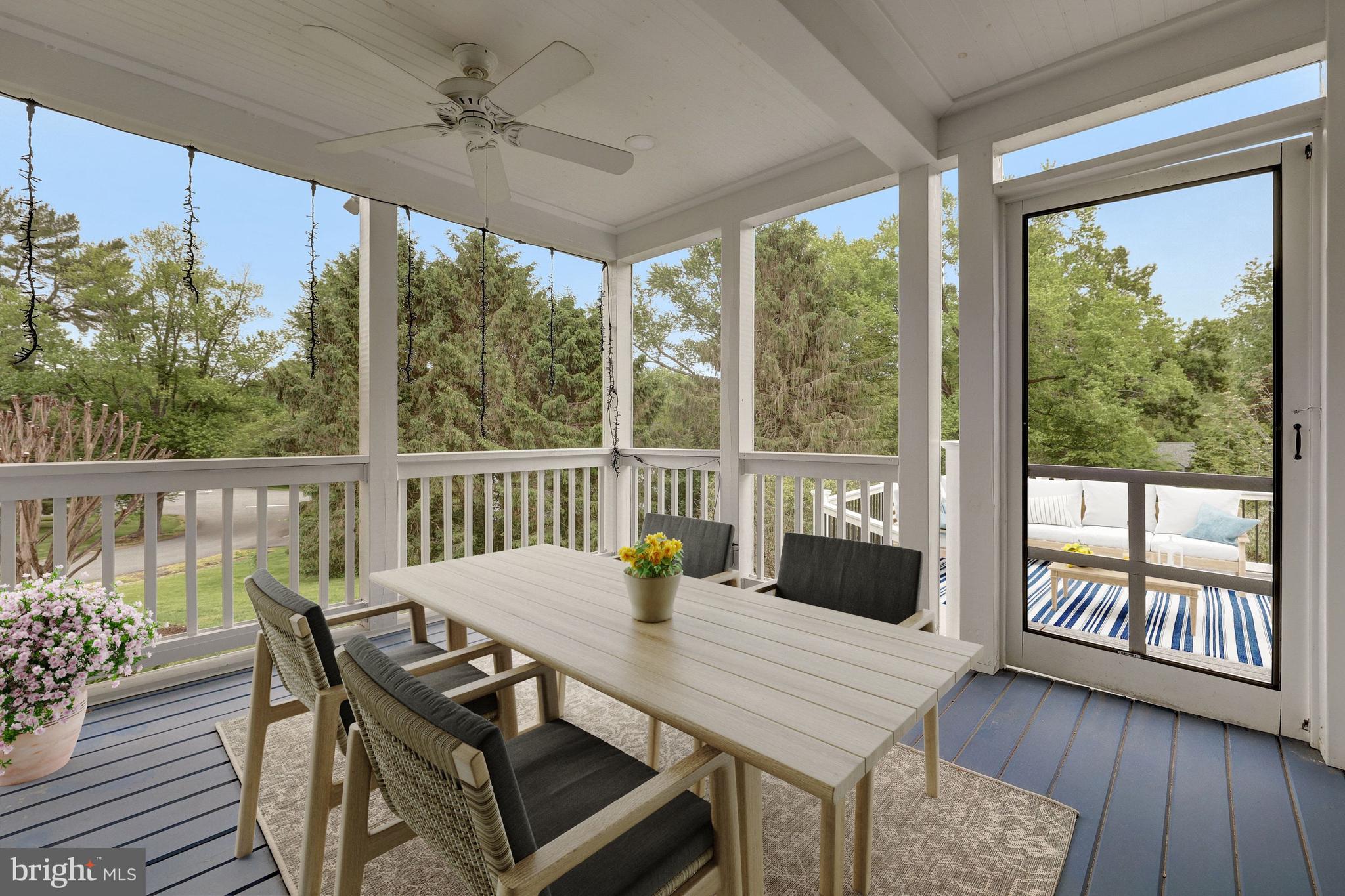 911 Rail Court McLean, VA 22102 - Photo 22 of 63 Al Fresco Dining