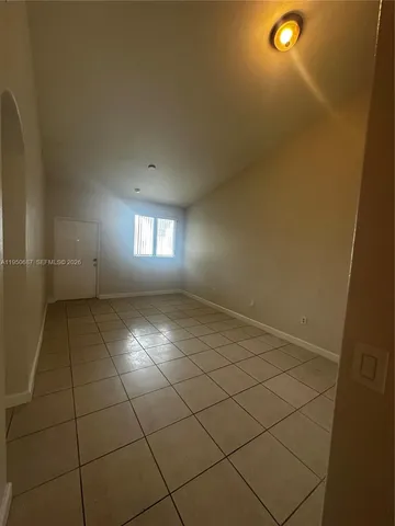 $1,800 | 2903 Southeast 17th Avenue, Unit 209, Homestead, FL 33035