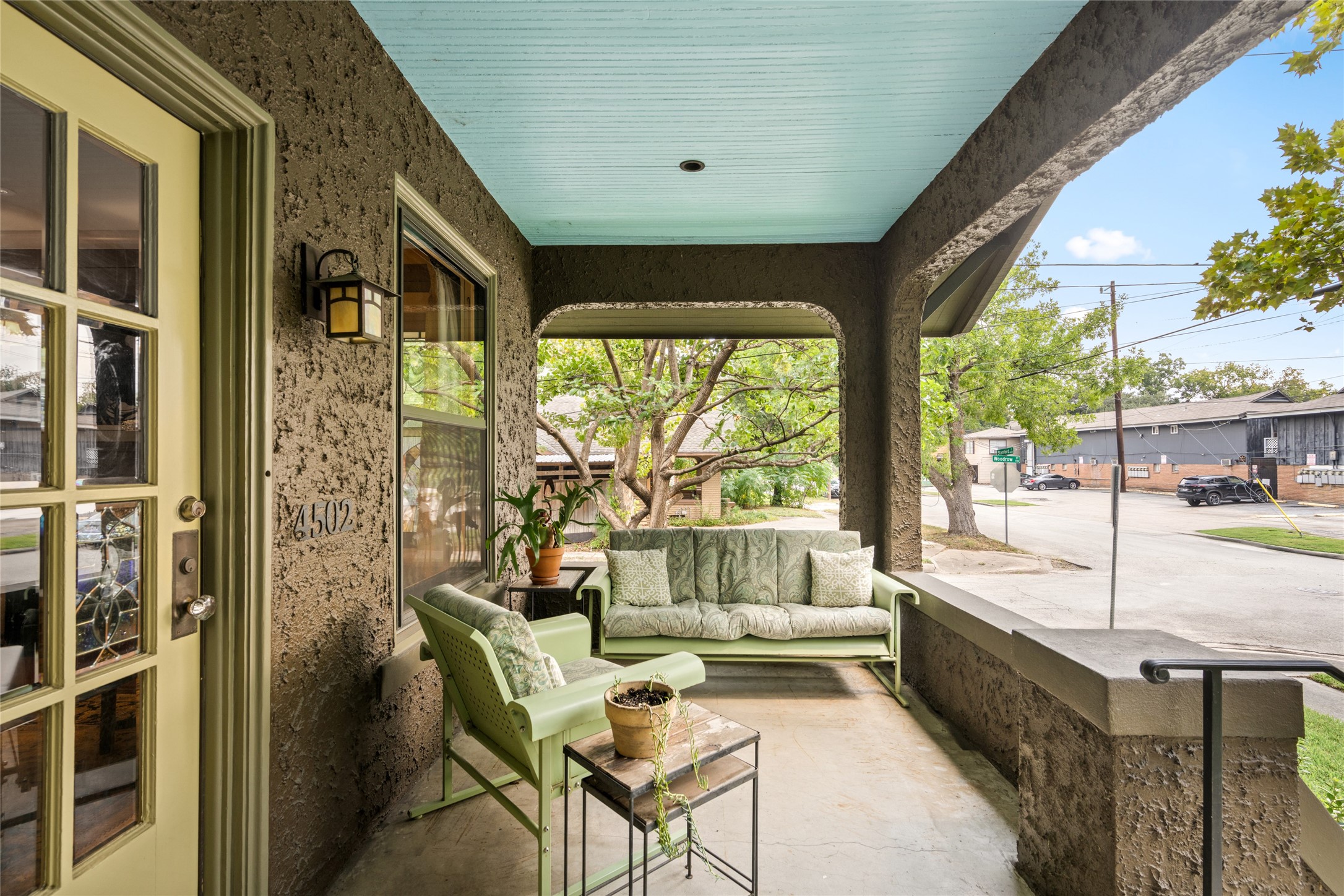 4502 Stanford Street Houston, TX 77006 - Photo 5 of 39