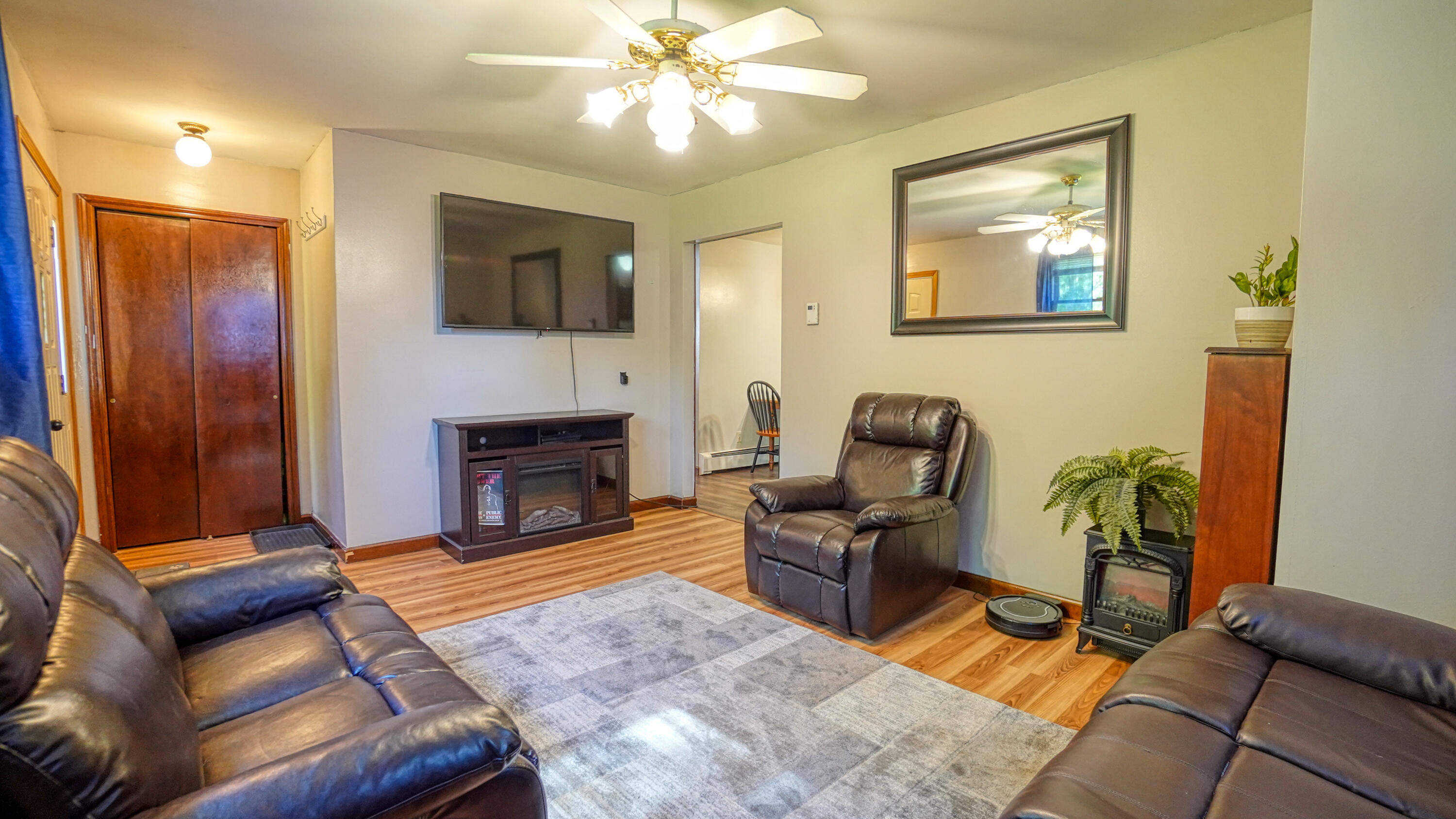 655 Bellsqueeze Road Clinton, ME 04927 - Photo 7 of 36 007