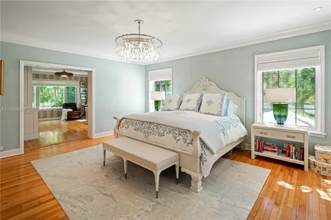 $8,699,000 | 4871 Southwest 74th Terrace, Miami, FL 33143