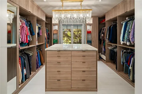 $8,699,000 | 4871 Southwest 74th Terrace, Miami, FL 33143