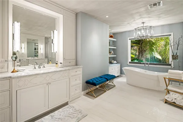 $8,499,999 | 4871 Southwest 74th Terrace, Miami, FL 33143