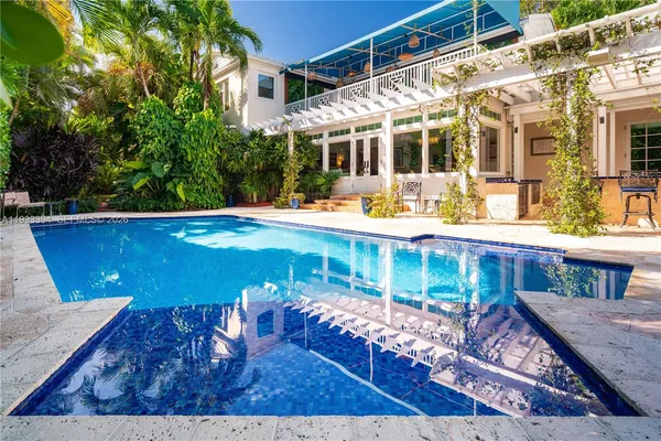 $8,499,999 | 4871 Southwest 74th Terrace, Miami, FL 33143