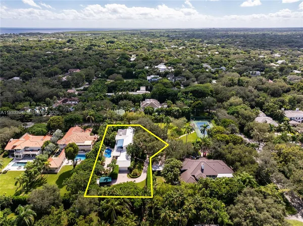 $8,499,999 | 4871 Southwest 74th Terrace, Miami, FL 33143