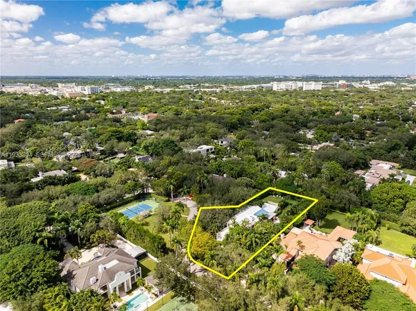 $8,499,999 | 4871 Southwest 74th Terrace, Miami, FL 33143