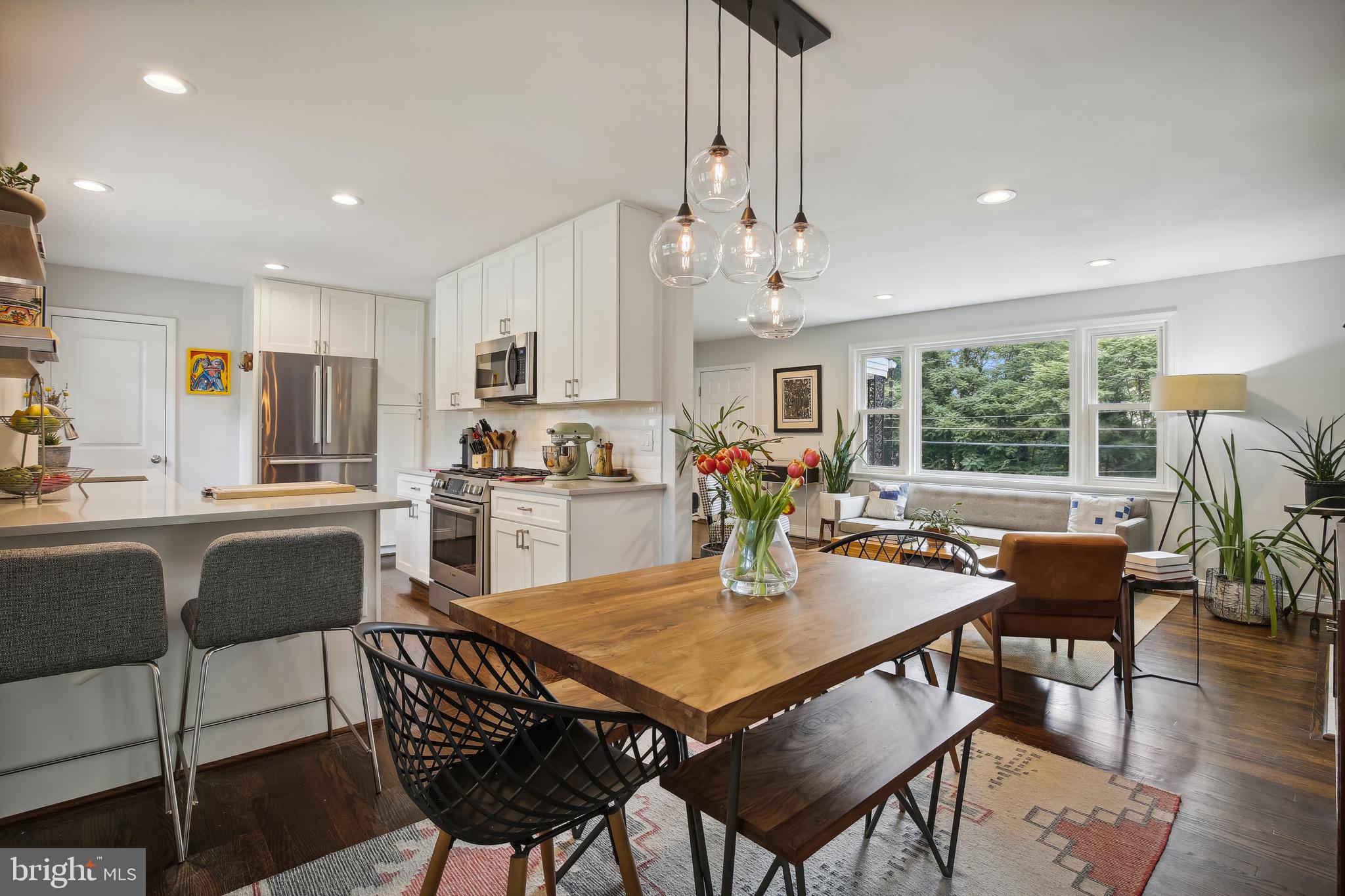 6402 Fort Hunt Road Alexandria, VA 22307 - Photo 6 of 34 Gallery Image 6