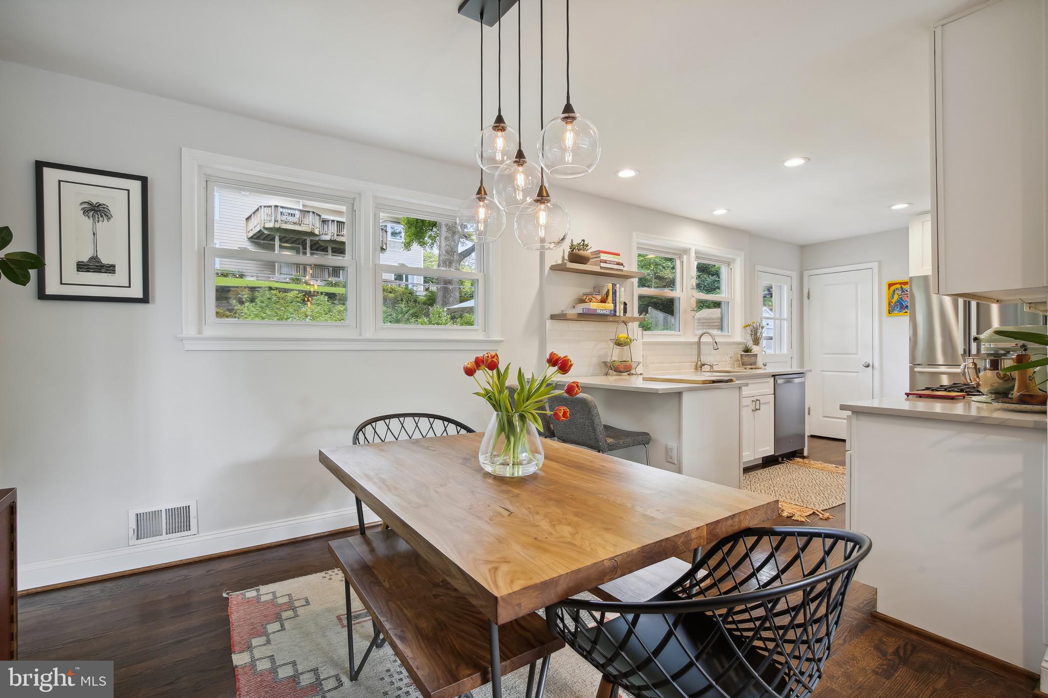 6402 Fort Hunt Road Alexandria, VA 22307 - Photo 8 of 34 Gallery Image 8