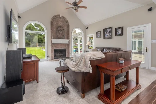 $925,000 | 2400 Halle Parkway, Collierville, TN 38017