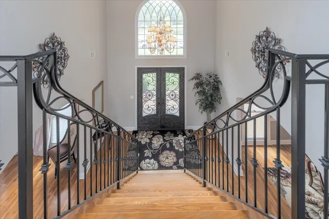 $925,000 | 2400 Halle Parkway, Collierville, TN 38017