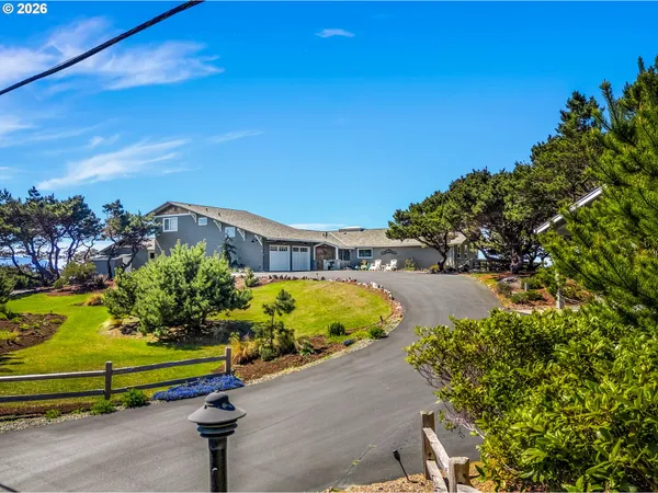 $2,495,000 | 89464 Manion Drive, Warrenton, OR 97146