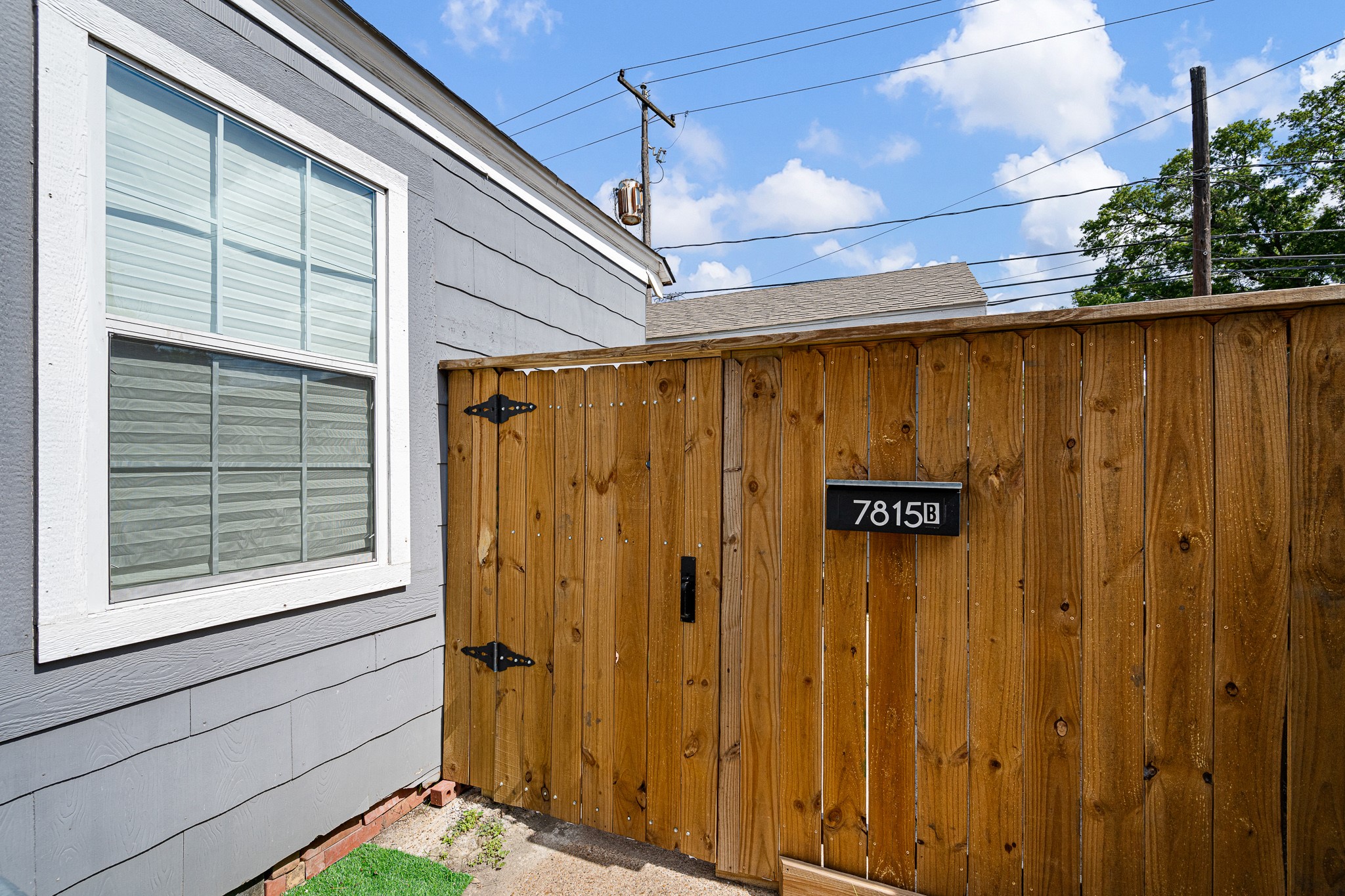7815 Harding Street, Unit B Houston, TX 77012 - Photo 21 of 21 Step through your own private gate into a welcoming home, where privacy meets comfort in style.