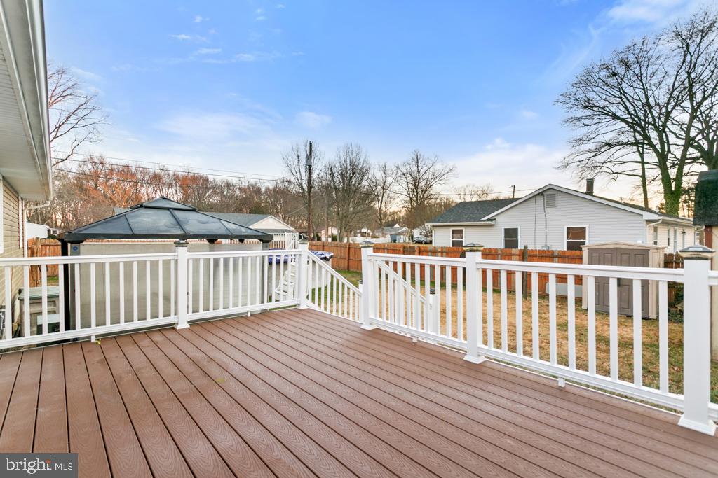 9 Oberlin Road Pennsville, NJ 08070 - Photo 23 of 23 a view of balcony with wooden floor and fence