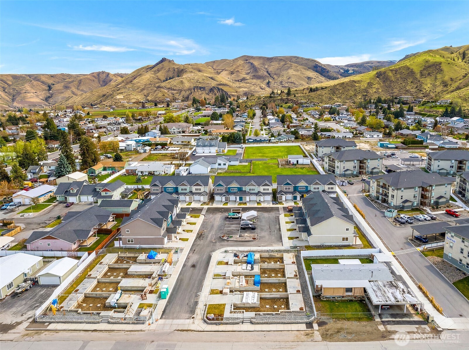 1075 Red Apple Road, Unit E18 Wenatchee, WA 98801 - Photo 30 of 32