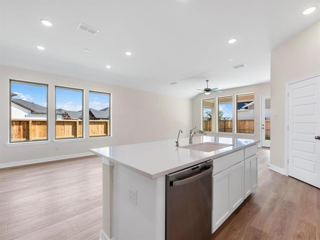 4203 Chloe Ridge Lane Fulshear, TX 77441 - Photo 14 of 46