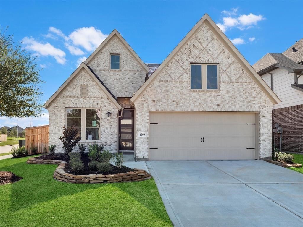 4203 Chloe Ridge Lane Fulshear, TX 77441 - Photo 3 of 46