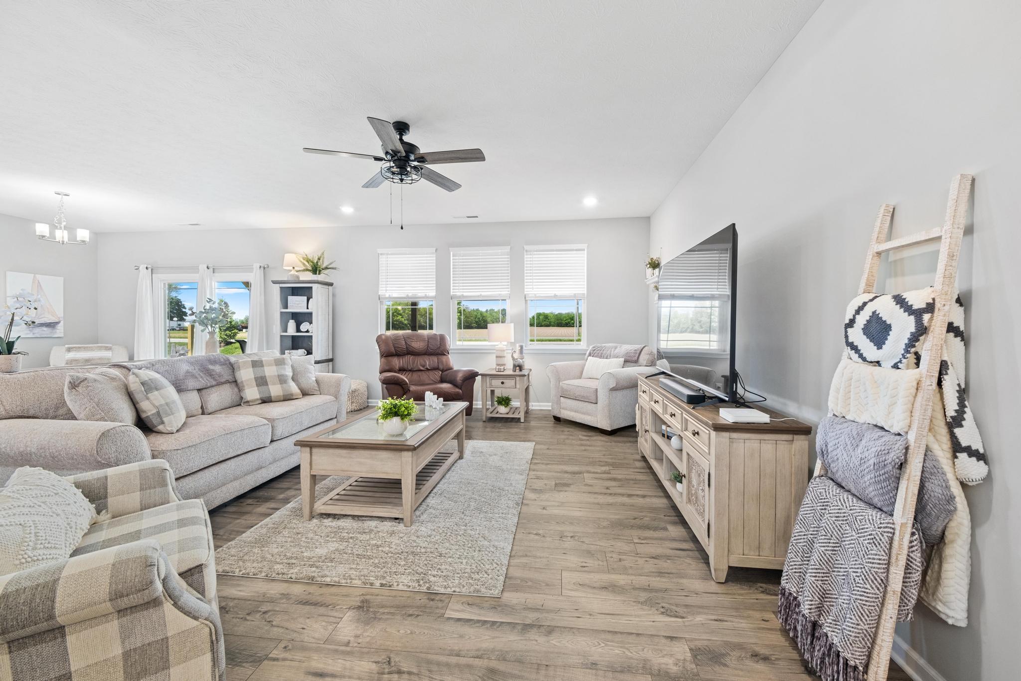 240 Waterford Lane Pendleton, IN 46064 - Photo 11 of 38